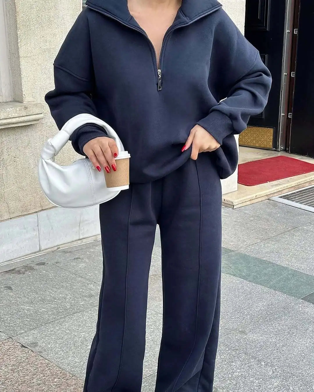 Sweatshirt & Pants Set