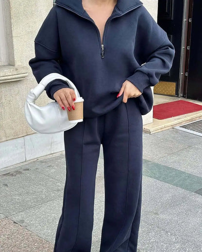 Sweatshirt & Pants Set