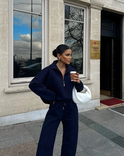 Sweatshirt & Pants Set