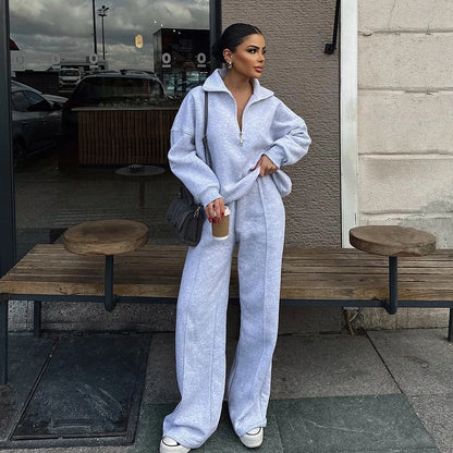 Sweatshirt & Pants Set