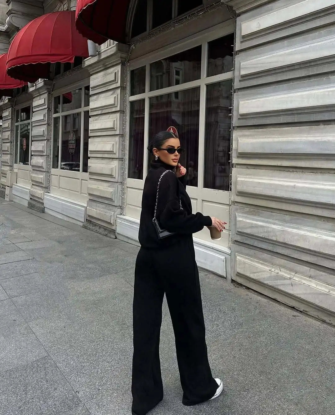 Sweatshirt & Pants Set