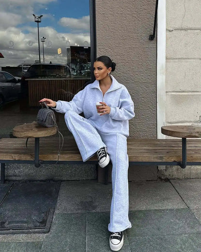 Sweatshirt & Pants Set